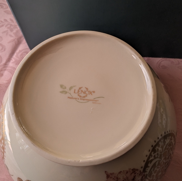 Lenox Nature's Impressions Bowl - Picture 5 of 5
